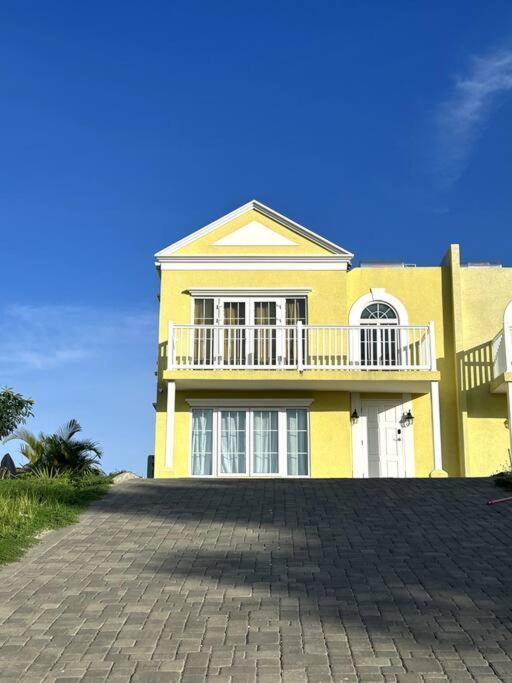 Irie Vibes Ocean View Villa Негрил Екстериор снимка
