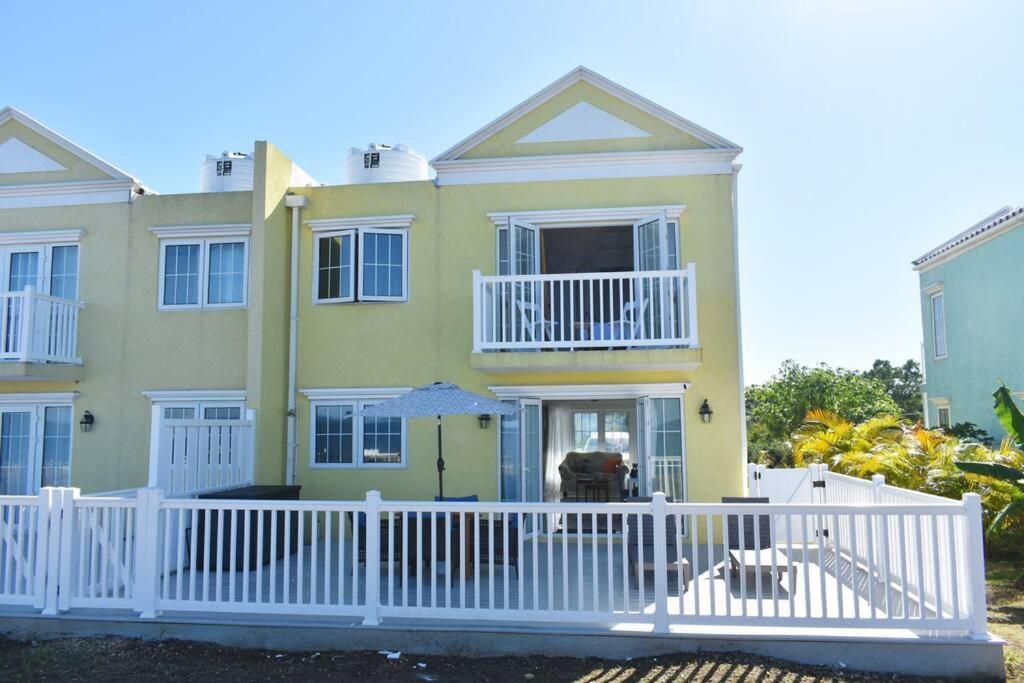 Irie Vibes Ocean View Villa Негрил Екстериор снимка