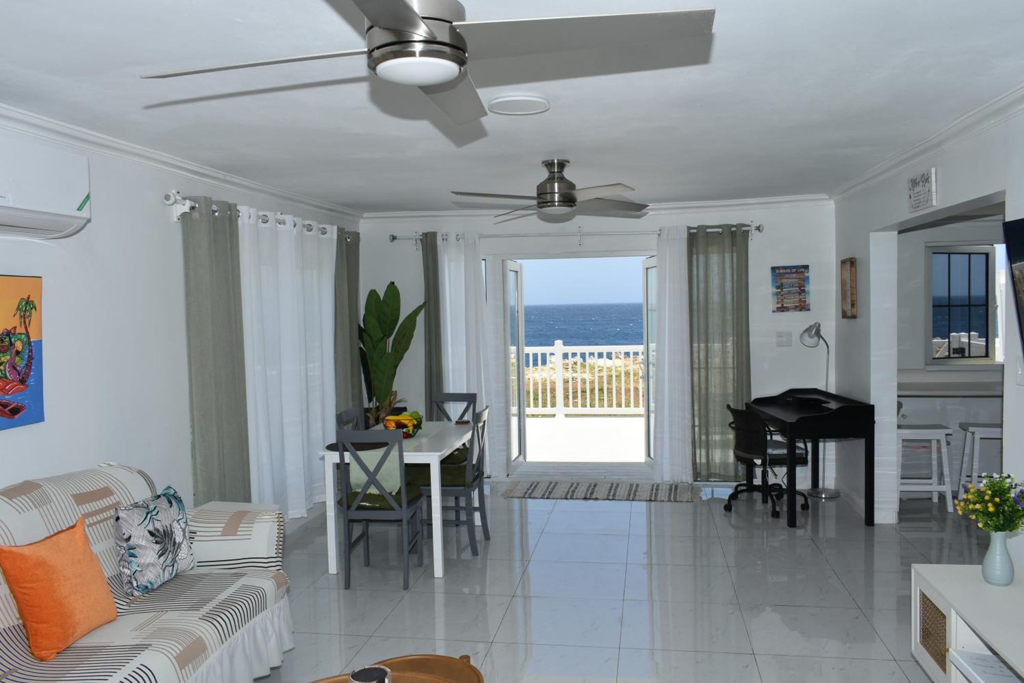 Irie Vibes Ocean View Villa Негрил Екстериор снимка