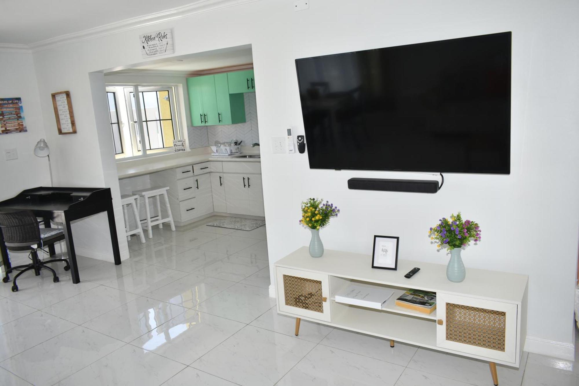 Irie Vibes Ocean View Villa Негрил Екстериор снимка